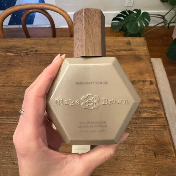 Blake Brown Hair Care Bundle - Picture 2 of 5